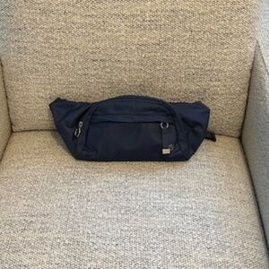 LLL Belt Bag Excellent Condition